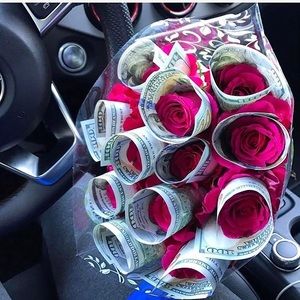 Meet your Posher, Tiara